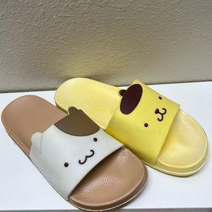 Brand New with Flaw Pompompurin Mismatched Sandals
